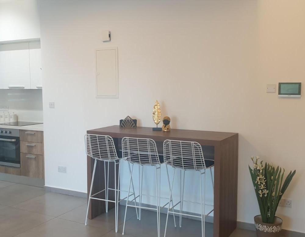 Deluxe 1 Bed Ayios Dometios * Agios Dhometios